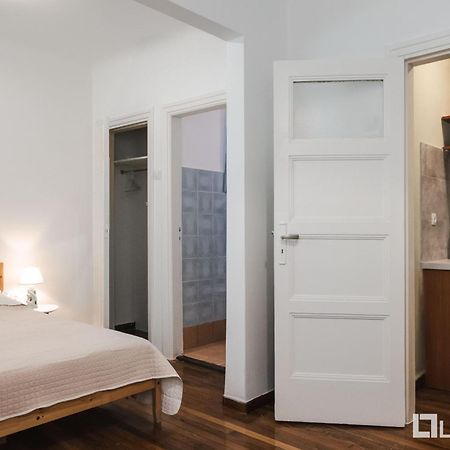 Vea Studio By Lobbysquare Atenas Exterior foto